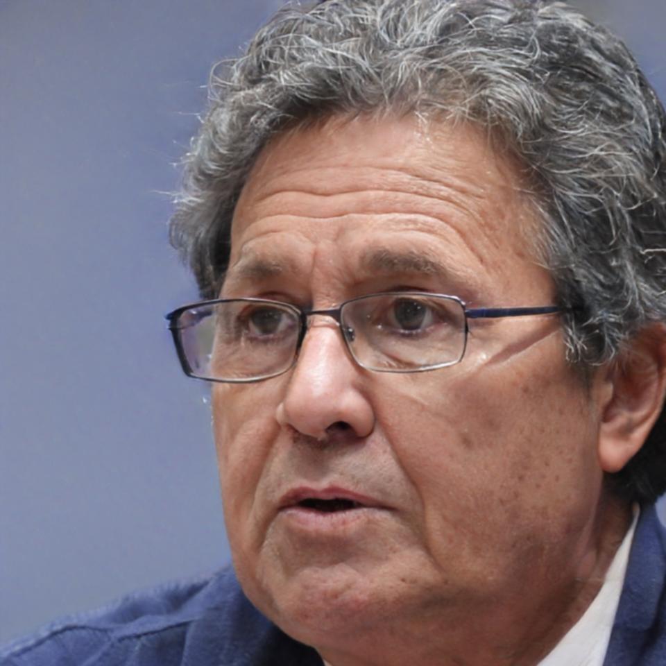 Kursleiter und Experte für Geschäftsentwicklung bei eldoravintis